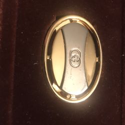 Vintage Men's gold and silver Gucci Limited Edition money clip with interlocking g logo at front. Includes Original Box