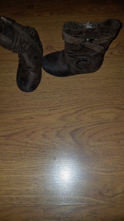 Cute brown boots