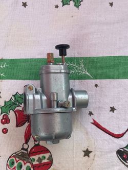 Moped, small engine carburetor