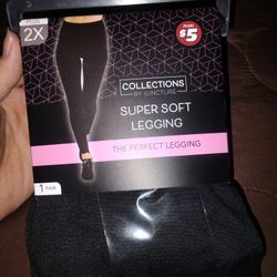 New In Package Black Leggings 🖤$2