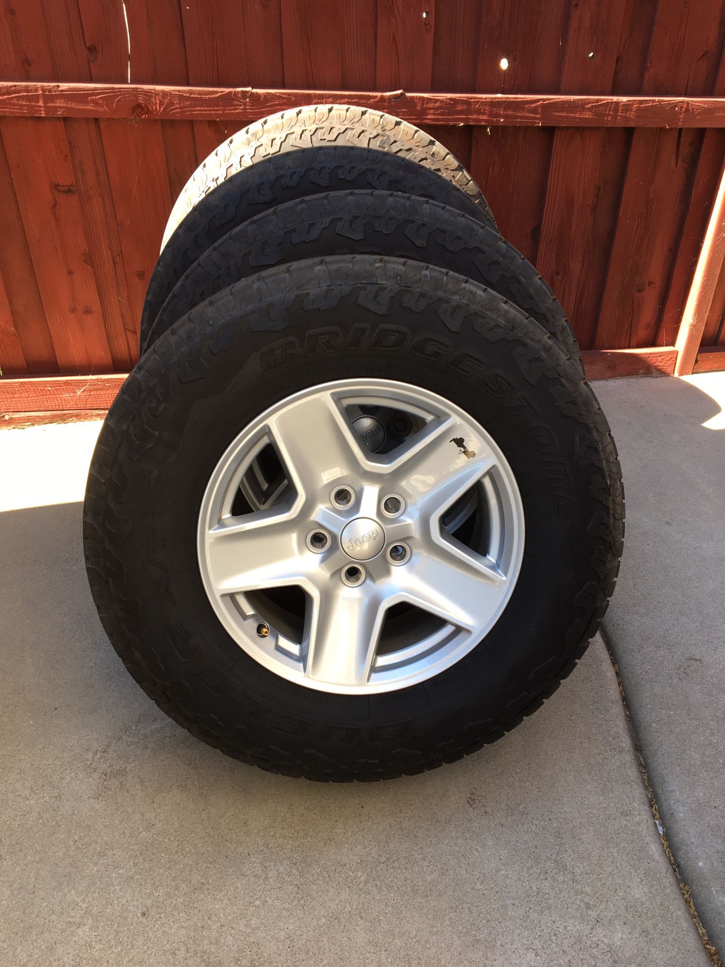 Jeep Gladiator Tires and Wheels