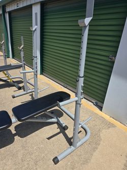Adjustable Bench With Leg Extension