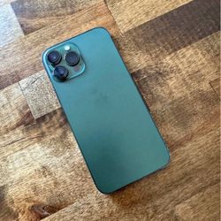 Unlocked iPhone 13 Pro Max 256GB Green