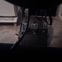 Logitech Steering Wheel And Pedals And Shifter With Force Feed Back 