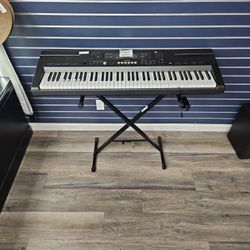 Casio Wk-110 Electric Keyboard