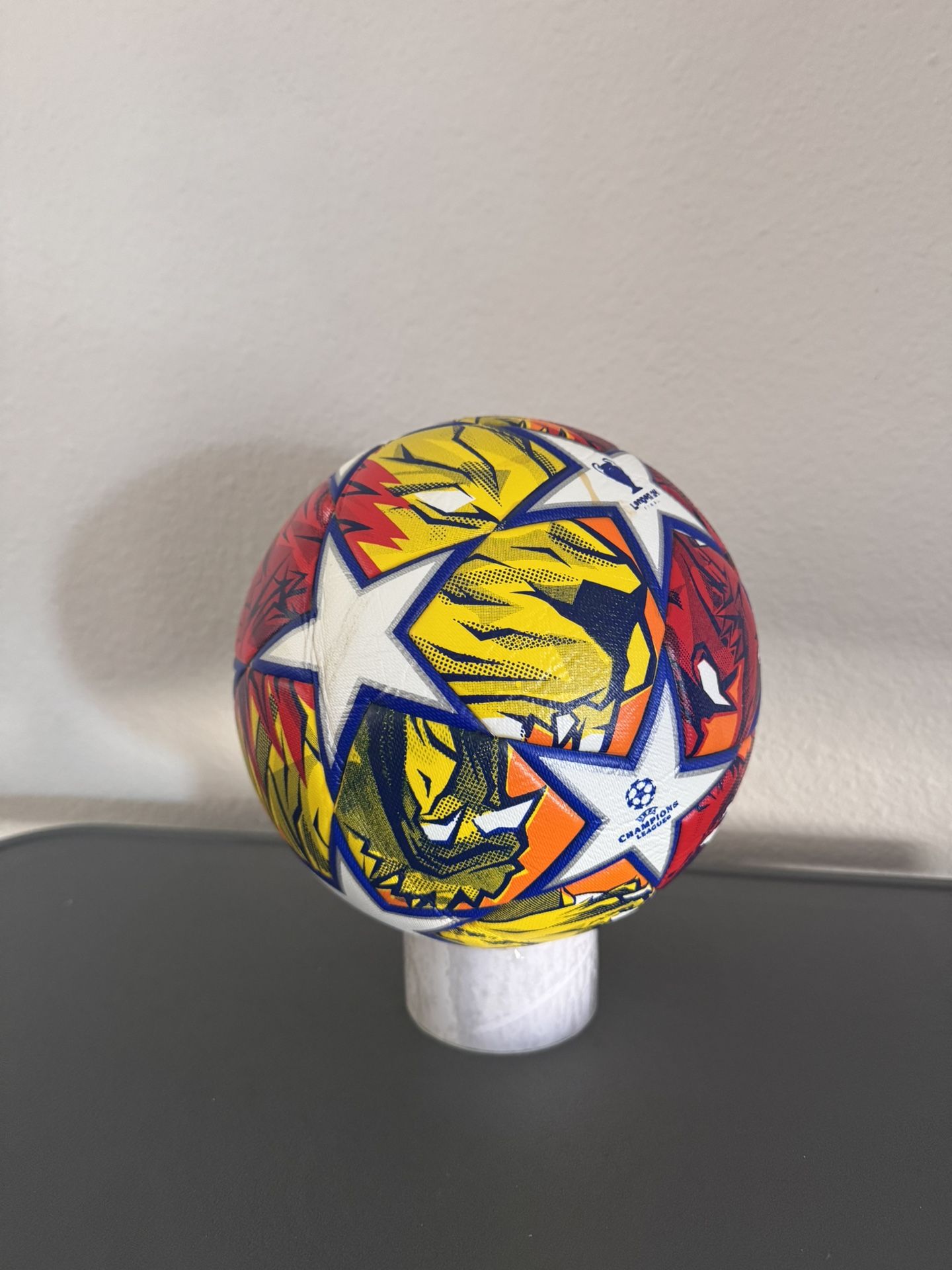 Adidas Finale London – UEFA Champions League Final 2023/24 Ball – Size 5