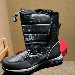 Big Kid Snow Boots Size 4