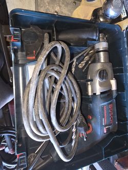 Bosch 1199 VSR Hammer Drill With Case