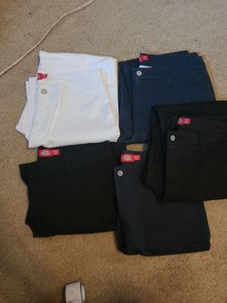 5xWomen Dickies 13/31 $125 O.B.O
