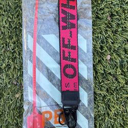 Off white Keychain Red 
