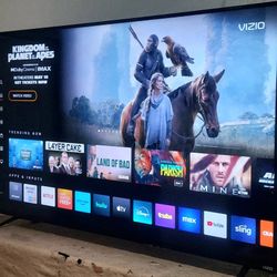 SMART   CAST  TV   VIZIO  70"  4K   LED   "E SERIES " XLED  FULL  UHD 2160p🟥 (NEGOTIABLE ) 🟥 FREE   DELIVERY 🟥