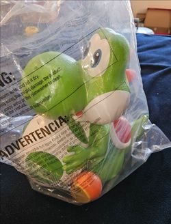 Yoshi popcorn bucket