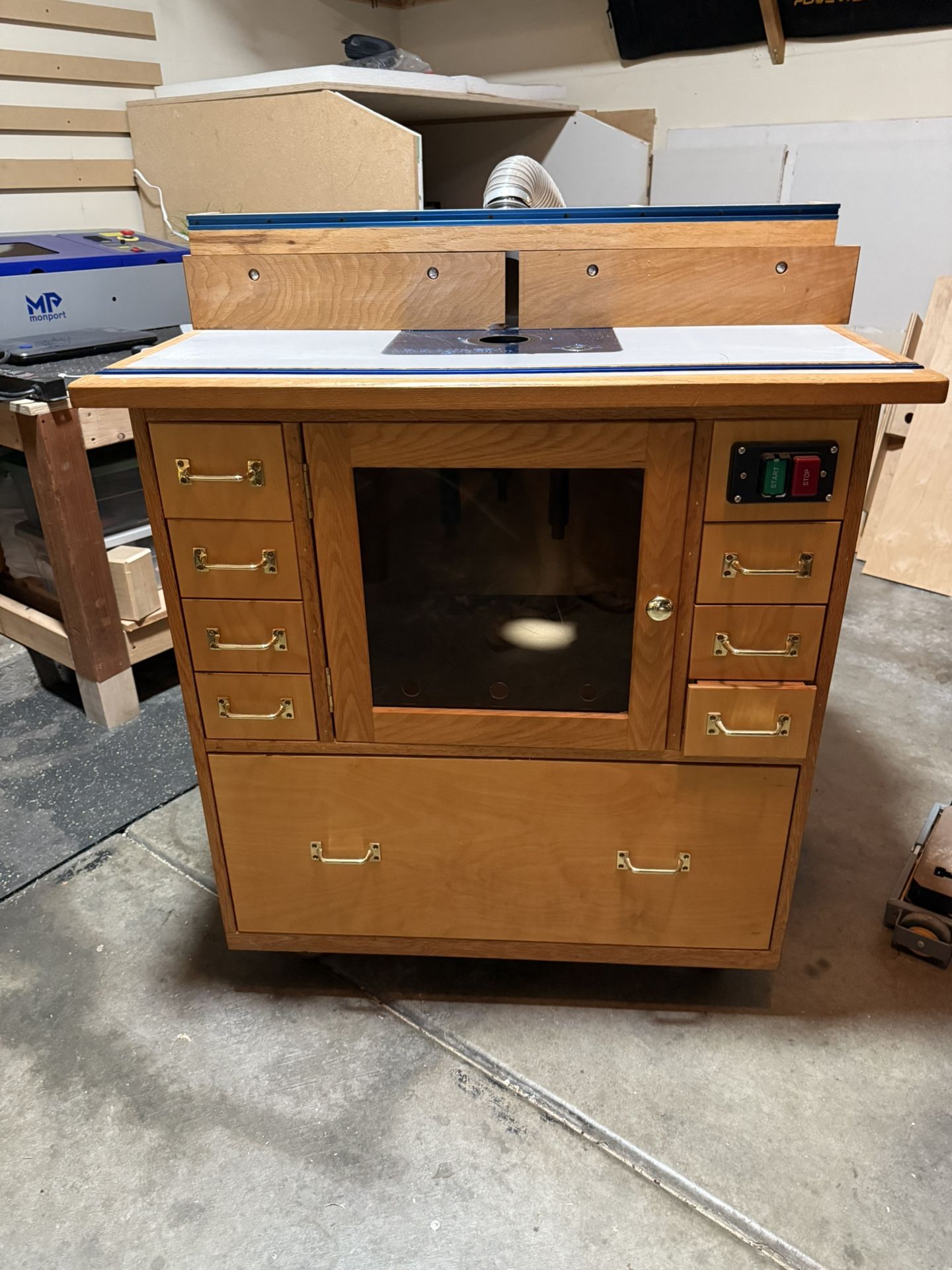 Router table With Rockler Router Iift