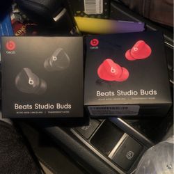 Beats Studio Buds 