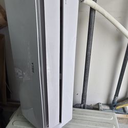 Della Mini Split Air Conditioner 