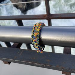 Paracord bracelet 