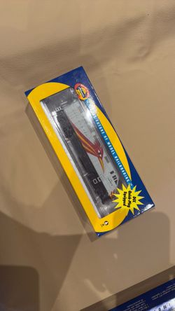 n Athearn Ready-to-Roll HO Scale New Mexico Rail Runner MP36PH-3C diesel locomotive, road number 108 (NMRX 108).