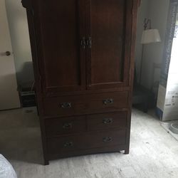 Armoire
