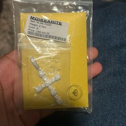 Silver Diamond pendant from GRA