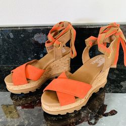 Sorel Joanie 11 High Ankle Wedge Orange Suede Laceup Sandals Size 6, Like New