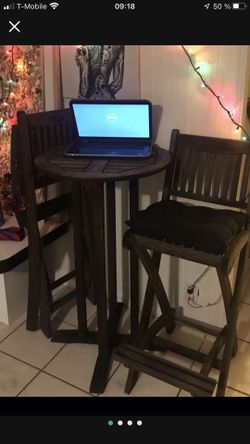 2 Folding Chairs Nice Wood Each $25 