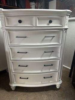 White Dresser