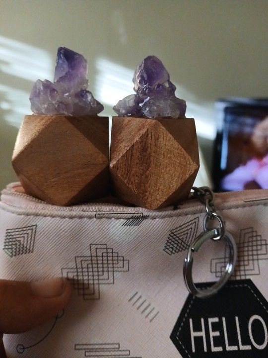 Crystal/wood Wine Toppers