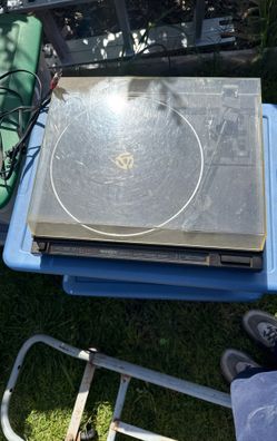 Kenwod Turntable Record Player
