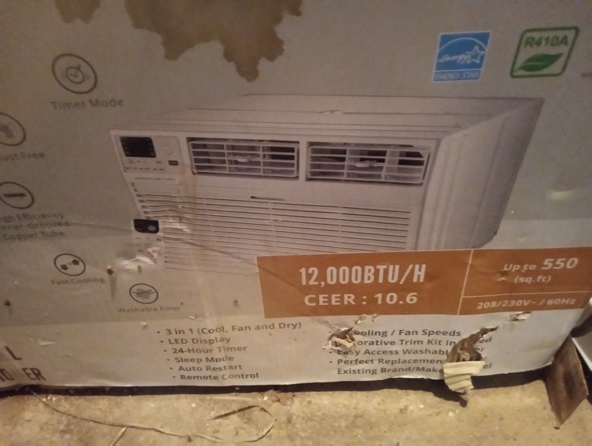 3 Air conditioners. All 12000btu Through The Wall