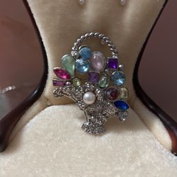 Beautiful! Silver Vintage Basket Pin/Brooch With Multi Crystal Stones & Pearl