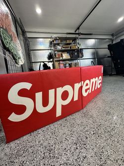Supreme Everlast Mat Rare Red Authentic for Sale in Carson, CA