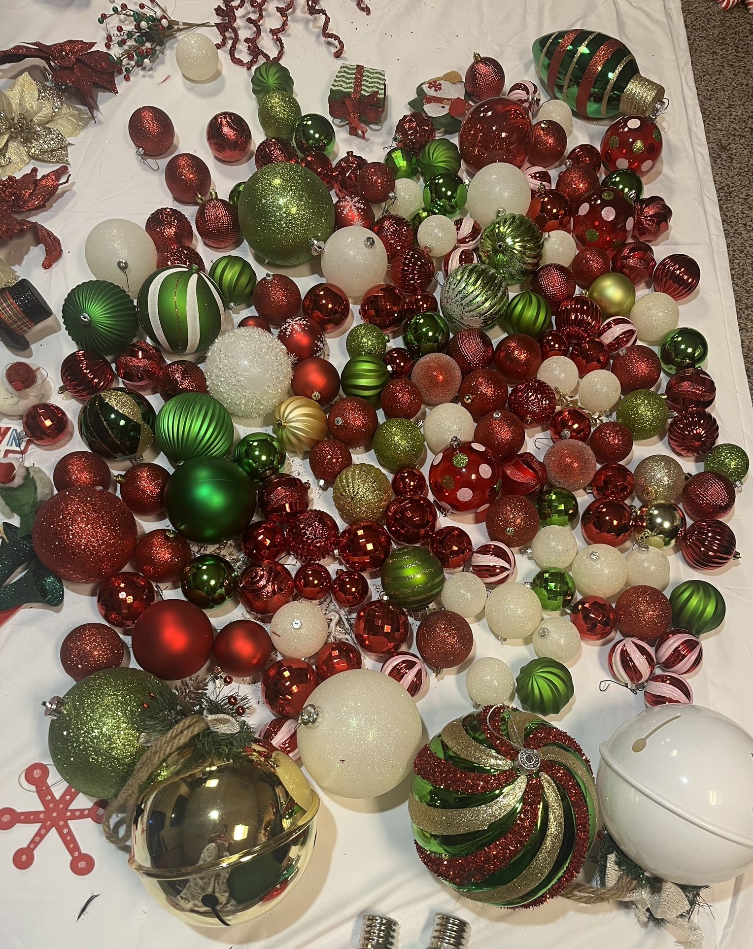 Christmas Decoration Red, Green, White and Gold