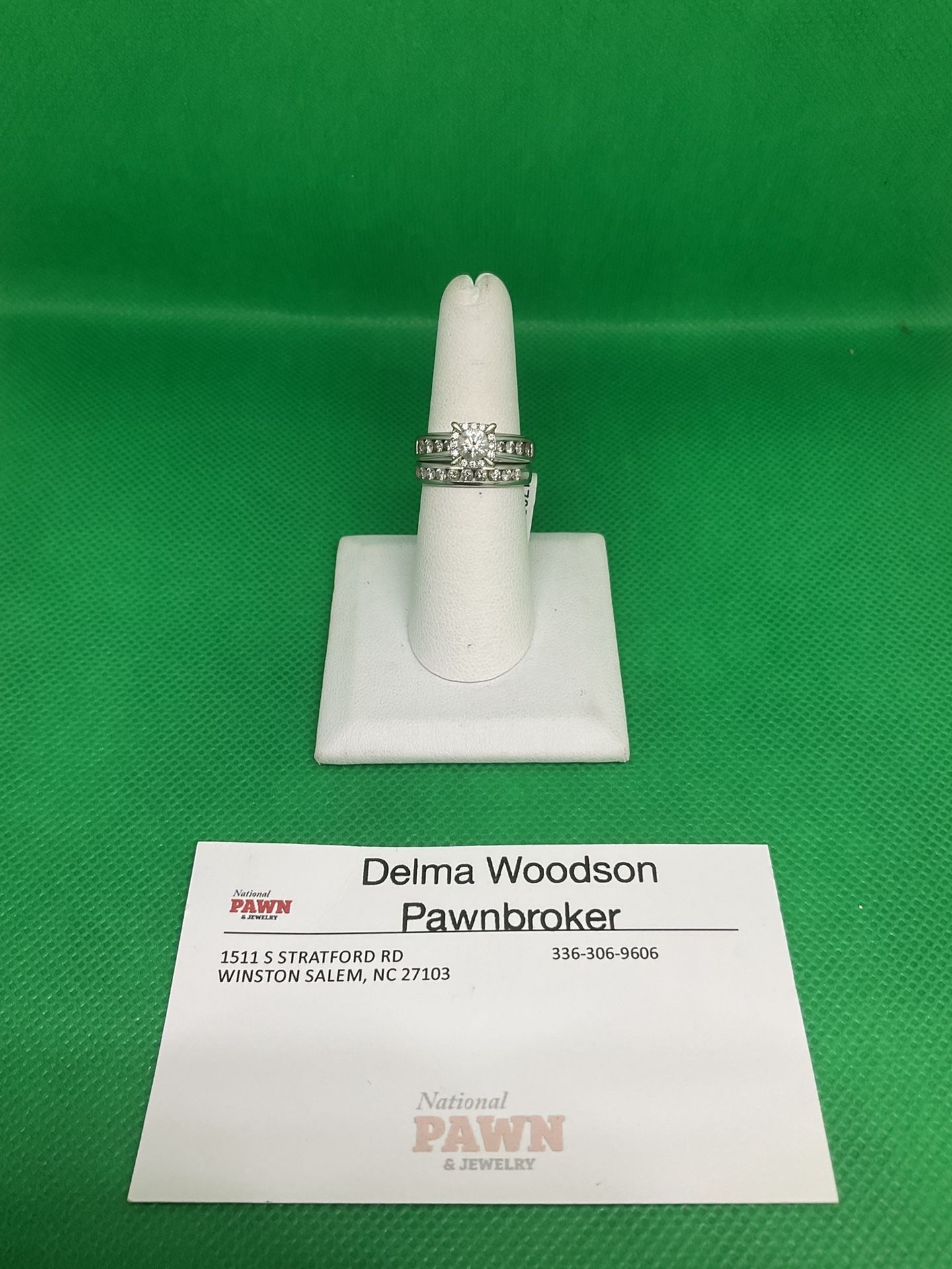 14KT White Gold Diamond Ring