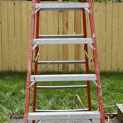 Werner 10ft Ladder Fiberglass 