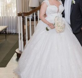 Wedding Dress - Puffy