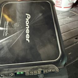 Pioneer Amp 4 Chennel