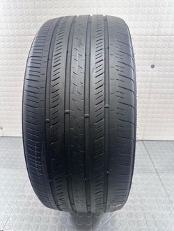 One used tire Goodyear 225/40/19 #1398