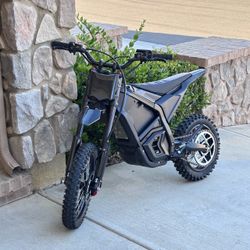 Selling my Yozma IN10 in great condition. Only 324 miles and runs great.