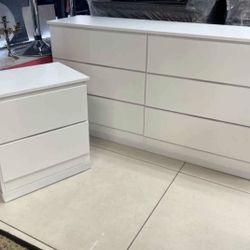 Dresser And 1 Nightstand -  Cómoda Y 1 Mesita De Noche 