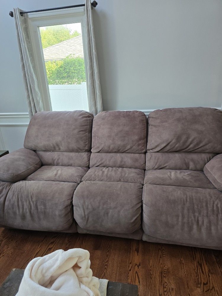 Free Sofas