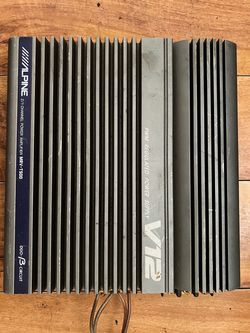 Alpine 500 watt Amplifier