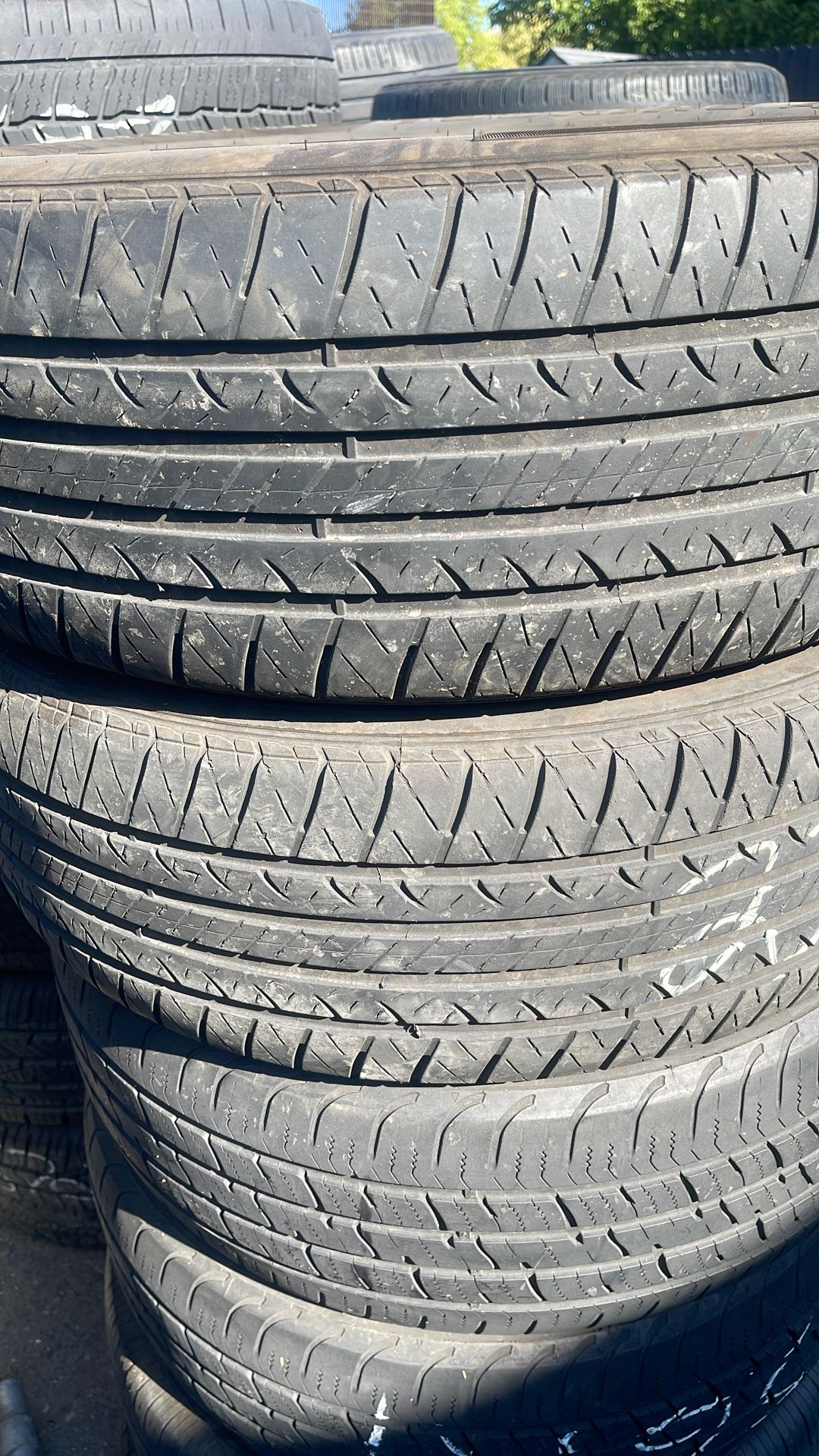 235-65-17 Kelly Edge Pair