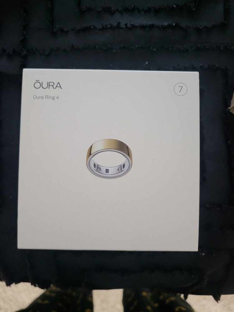 Oura Ring 4 GOLD