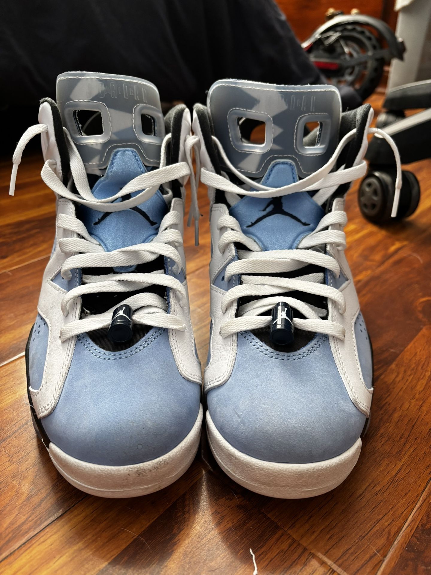 Jordan 6 UNC