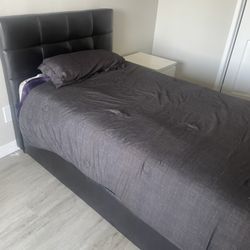 Twin Bed With Trundle