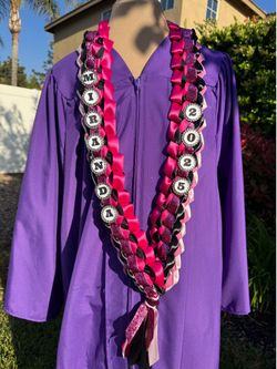 Wide Graduation Lei $25/  (Add-On at an extra cost/Flowers) NO MONEY LEI