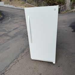 Frost Free Kenmore Upright Freezer Free Local Delivery 