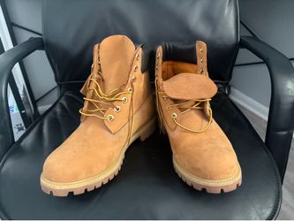 Timber boots