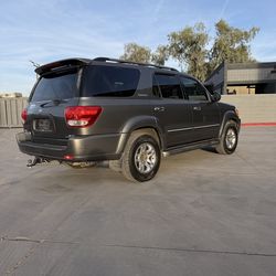 2005 Toyota sequoia Limited 2wd