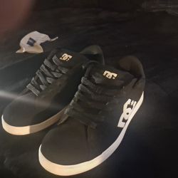 DC Shoes size 10